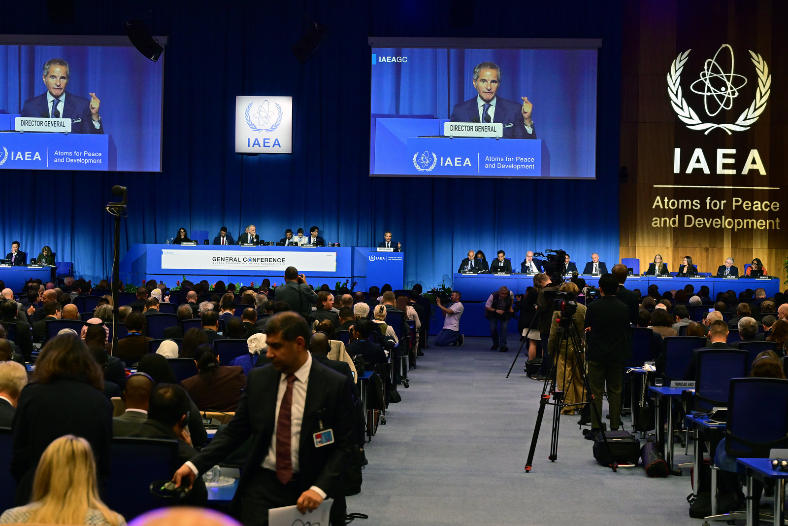 2026年9月14日、3,000人が現地参加する中、第70回IAEA総会が開幕しました。